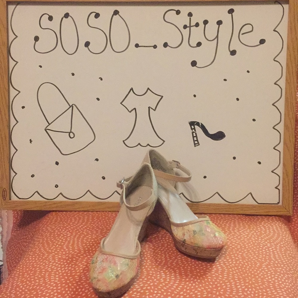 Wedge shoes